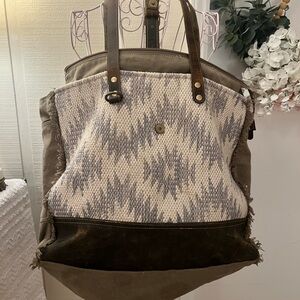 Stylish Gray and Brown Women's Myra Weekender Bag